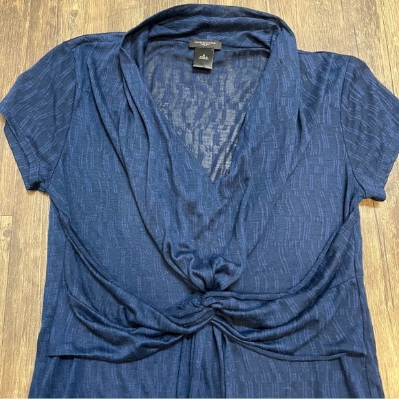 Ann Taylor Sleeveless Navy Blue Draped Front V Neckline Top Shirt Casual Soft M - Picture 5 of 11